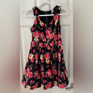 Beautiful floral print dress sleeveless by Point fit and flare, tulle skirt S